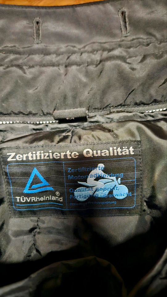 TÜV zertifizierte Motorrad Kleidung in Arzfeld