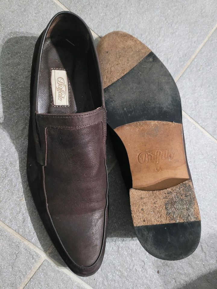 Buffalo Herren Schuhe Gr. 45 in Frei-Laubersheim