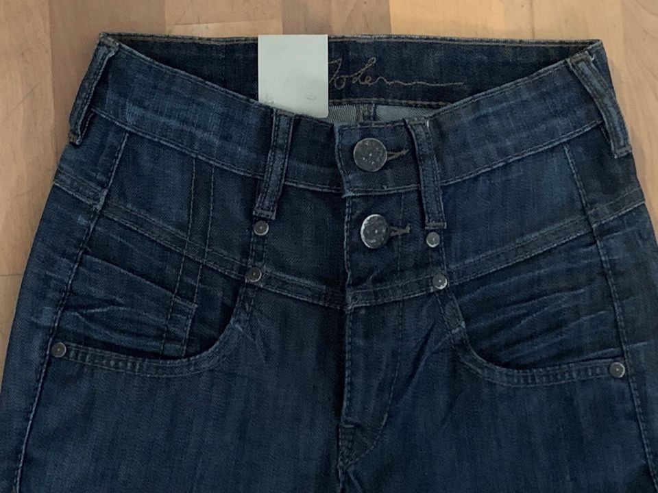 Neu! Jeans von Joker, Gr. 34/36, NP 149 Euro in Düsseldorf