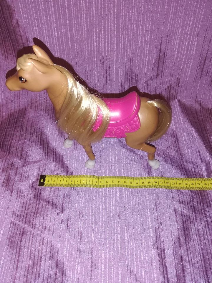 Barbie Pferd Pony braun in Altshausen