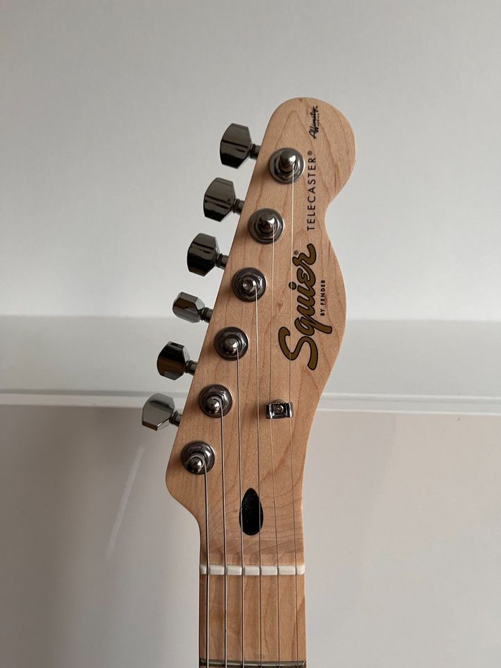 Squier Telecaster Affinity Series E-Gitarre Sunburst in Bochum