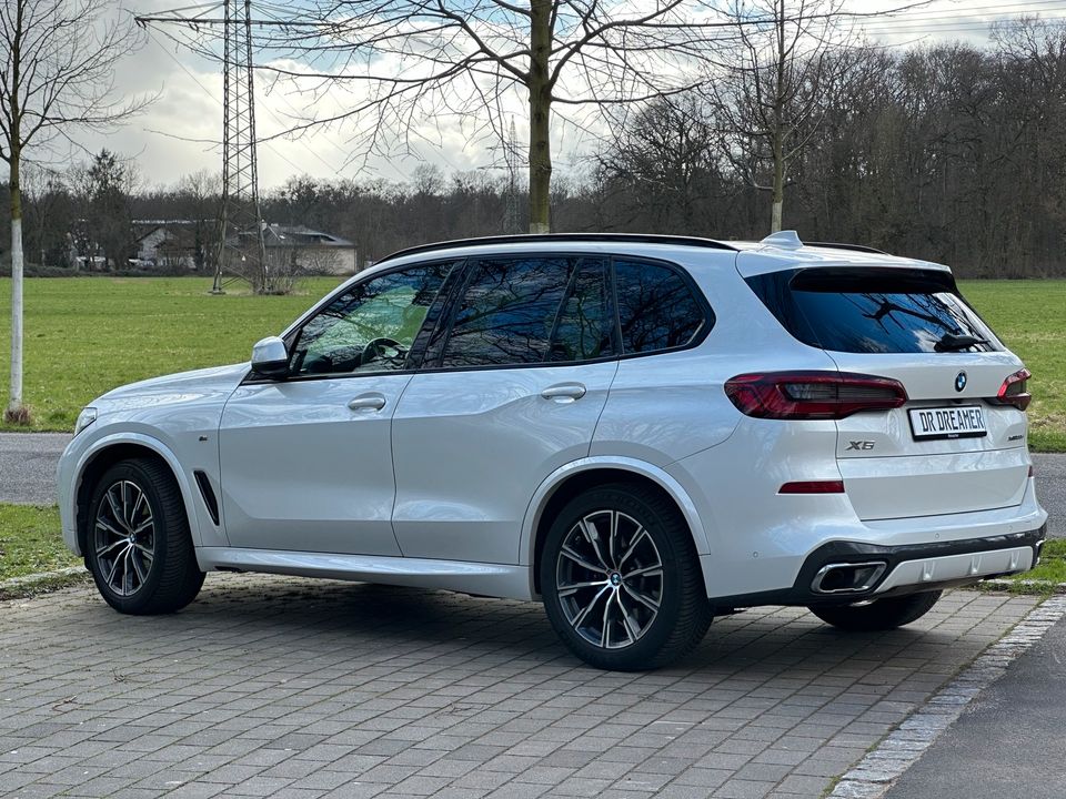 BMW X5 30d M Paket Alpinweiss LASER PANO HUD AHK RFK in Hanau