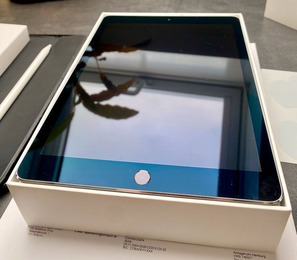 Apple iPad Pro 9.7 32GB + Apple Pencil in Dresden