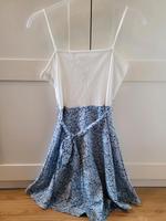 Sommerkleid weiß/blau gr. XS  WIE NEU! Hamburg Barmbek - Hamburg Barmbek-Süd  Vorschau