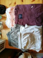 3 Shirts und 2 kurze Hosen Niedersachsen - Thedinghausen Vorschau