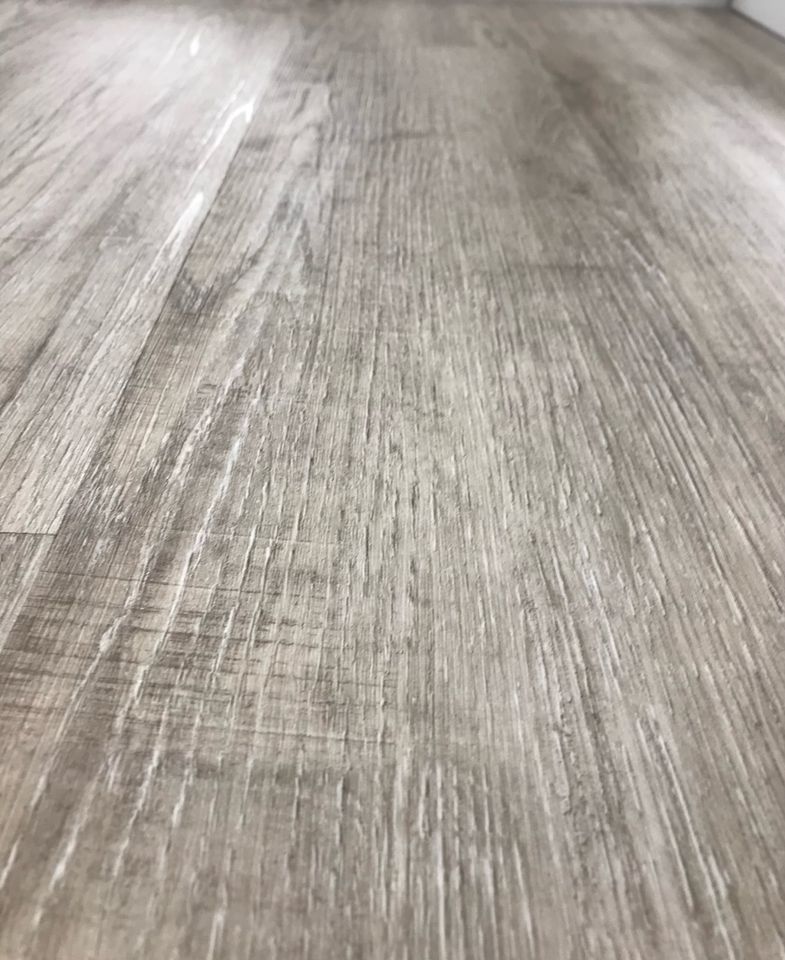 Vintage Oak Grey Klebevinyl / Bodenbelag / Vinylboden / Fußboden in Molbergen