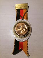 Anstecker / Medaille Olympiamarsch 1972 Olympiasieger Wolfermann Bayern - Kirchham Vorschau