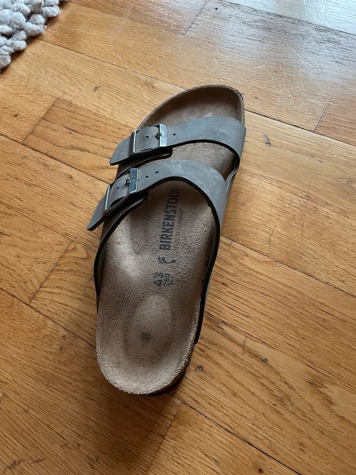 Birkenstock Arizona - nur Links - 43 - Grau in München