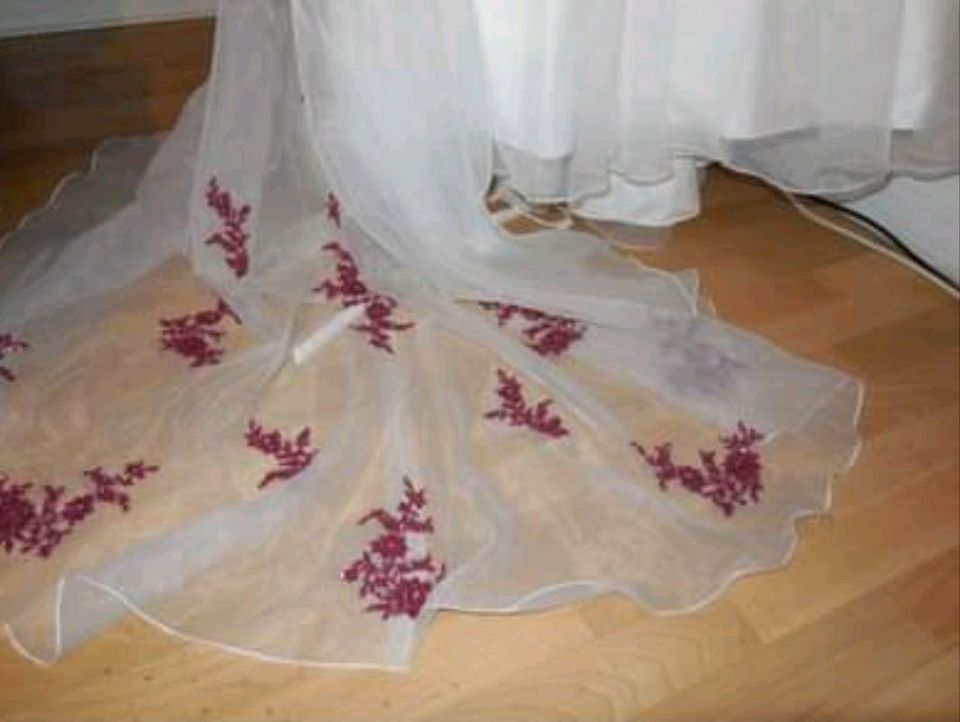 Brautkleid in Friedrichroda