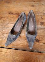 Brautschuhe Pumps S.Oliver Gr. 38 Wildleder Damenschuhe Leder München - Milbertshofen - Am Hart Vorschau