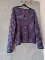 Kuschelige Strickjacke von GUDRUN SJÖDEN Gr. L - blau lila Niedersachsen - Burgwedel Vorschau