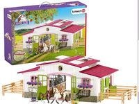 schleich 42344 HORSE CLUB Reiterhof mit Reiterin und Pferden Hessen - Karben Vorschau