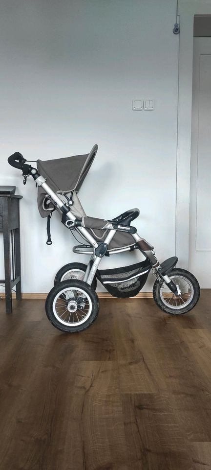 Jane Powertrack 360 Kinderwagen in Riesa