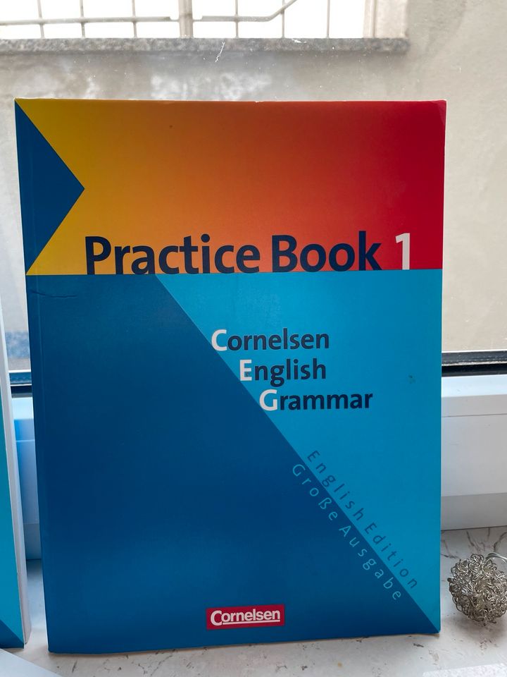 English Grammar und Practices Books 1&2 in Eichenzell