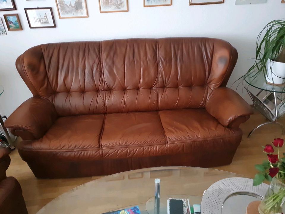 Lederecksofa mit 2 Sesseln in Leipzig