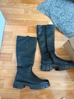 Esprit Stiefel Duisburg - Homberg/Ruhrort/Baerl Vorschau