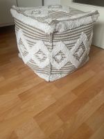 Sitzpuff/Hocker Benuta | weiß/beige Niedersachsen - Osnabrück Vorschau