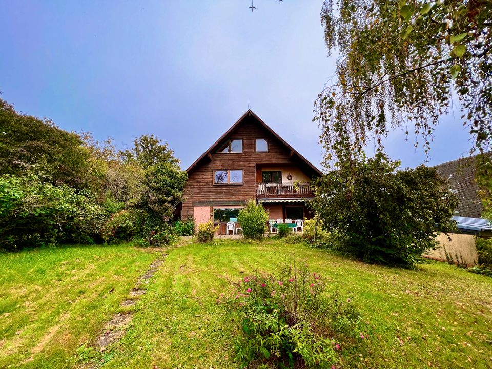 VERKAUFT Romantisches Försterhaus im Kanada-Stil in Holz-Blockbauweise in idyllischer Ortsrandlage Föhren in Föhren bei Trier