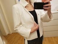 NEU Zara schicke Damen Jacke weiß Steh Kragen NY Hochzeit NP 90€ Frankfurt am Main - Westend Vorschau