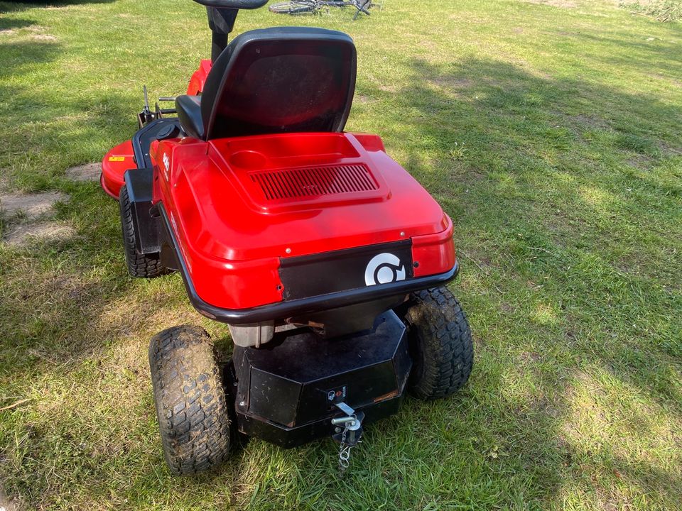 Rasentraktor Solo Al-Ko Frontmäher Allrad 4WD Aufsitzmäher Mulche in Gnarrenburg