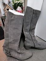 Wildleder Overknee Stiefel, grau, gefüttert, gr. 41 von Jana Berlin - Steglitz Vorschau