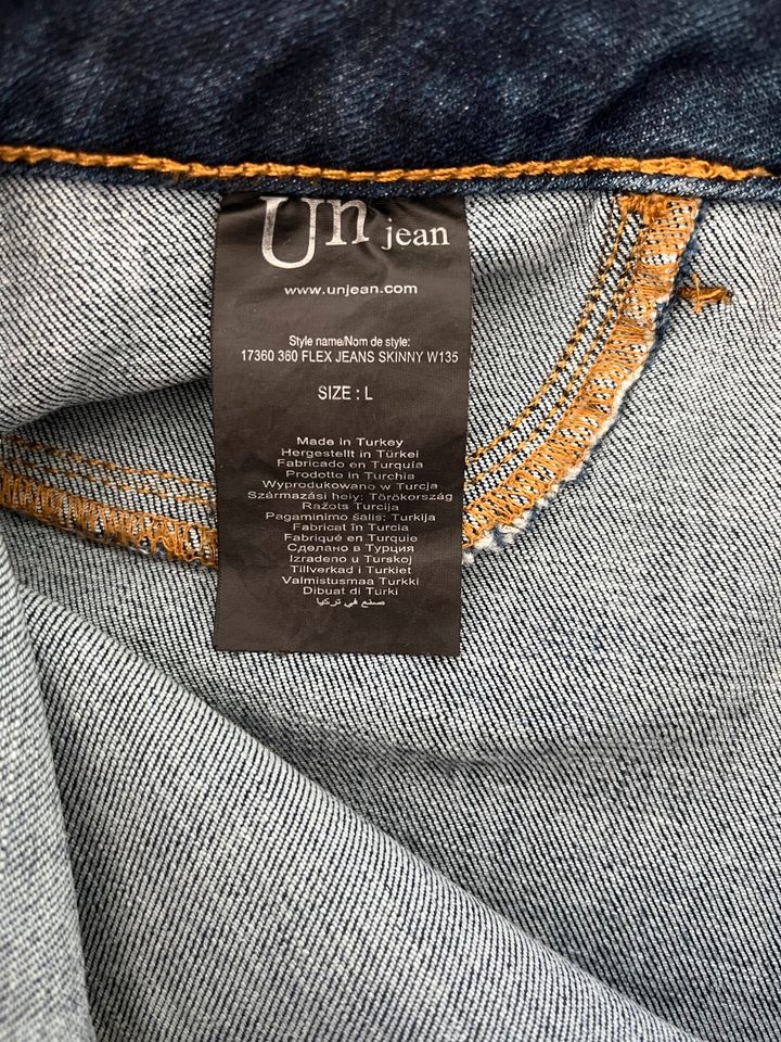 UNjean Jeans dunkelblau in L in Herbrechtingen