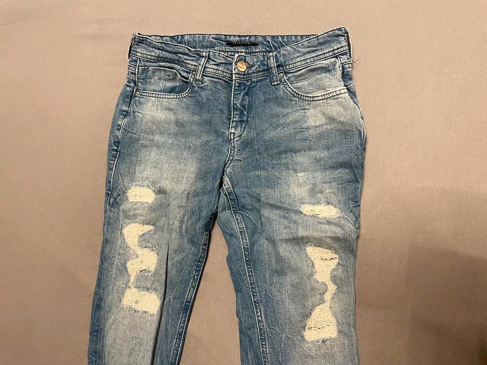 Ausgefallene Daydream Jeans Größe 36/27 in Memmingen