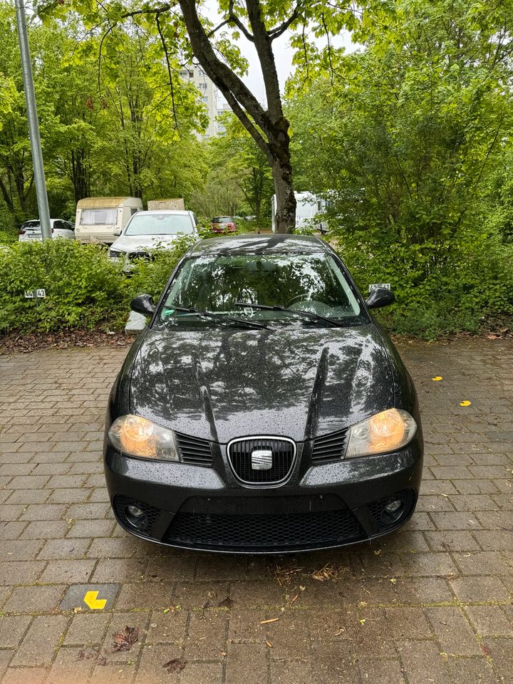 Seat Ibiza 1.4 75 ps 16V in Stuttgart