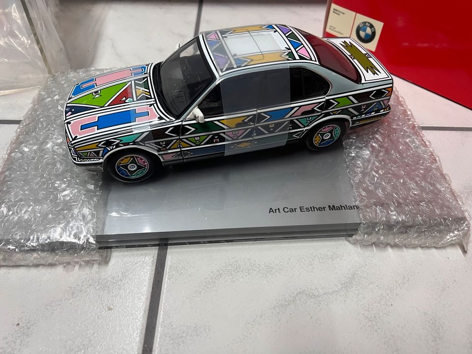 BMW Art Car 1:18 525i Esther Mahlangu Seltenes Sammlerstück in Lampertheim