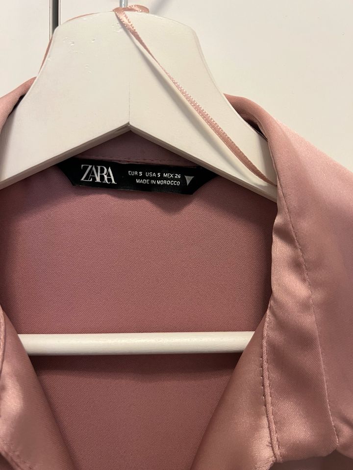 Zara Satin Kleid in Berlin