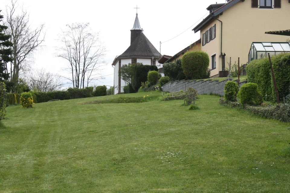 Grosses Haus in exponierter Lage mit toller Fernsicht und großem Grundstück in Wemmetsweiler Ortsteil von Merchweiler  zu verkaufen. in Merchweiler