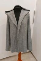 REVIEW Strickjacke mit Kapuze Cardigan Weste M 38 40 Hessen - Fulda Vorschau