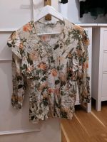 Zara Bluse mit Blumen und goldenen Akzenten Bayern - Fürth Vorschau