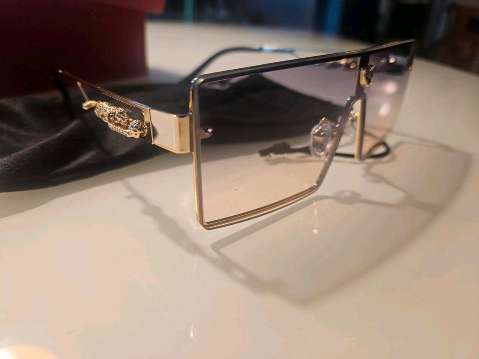 Cartier Unisex Sonnenbrille in Hungen