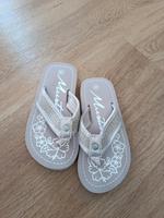 Mustang Flip Flop gr 28 neu Glitzer Rheinland-Pfalz - Andernach Vorschau