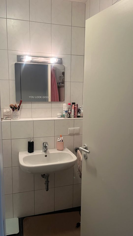 Zentrumsnahes 1-Zimmer Apartment/Wohnung mit Balkon + Tiefgarage in Weiden (Oberpfalz)