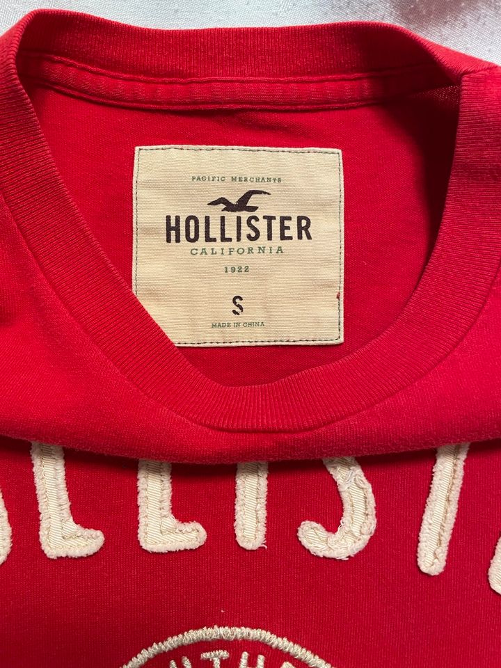 Hollister T-Shirt Gr. S rot in Essen