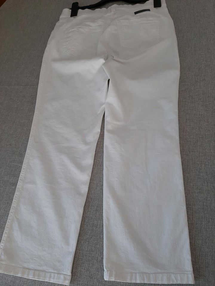 Damen Hose / Jeans 7/8 neuwertig - Größe 40 - NP 40€ in Buchloe