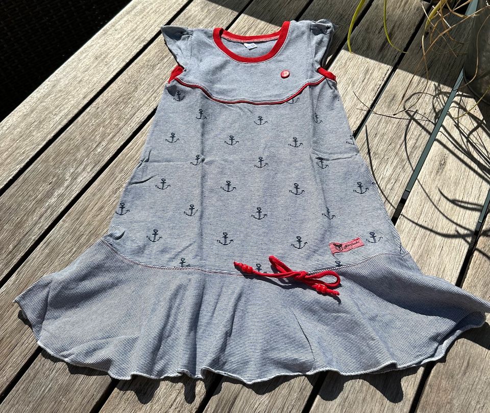 Kleid Einschulung handmade Größe 110 in Wernigerode