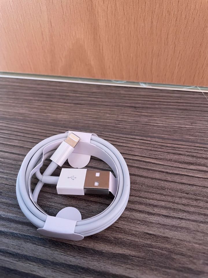 5 x Ladekabel für Apple IPhone IPad USB auf Lightning  1 Meter in Eppingen