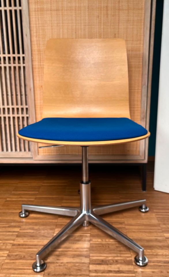 Konferenzstuhl, Bürostuhl, Schreibtischstuhl in Top-Zustand in Herrsching