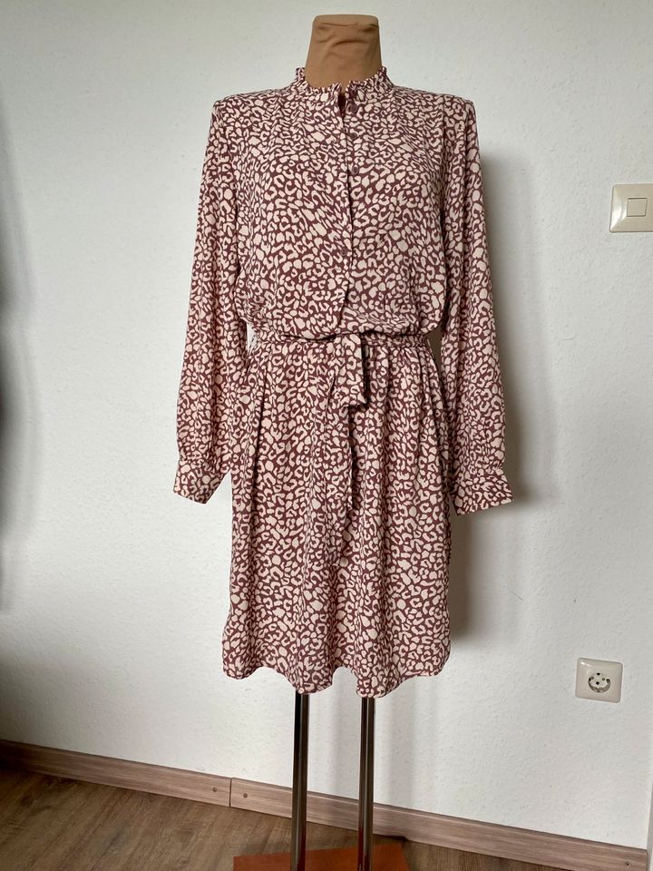 Kleid sehr schön für Sommer Gr S-M in Porta Westfalica