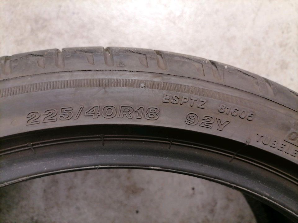 6,2 mm / 2021 / Bridgestone - 2x 225/40 R18 92Y Sommerreifen in Böblingen