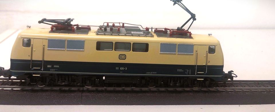 Märklin HO: 2856 Lufthansa Airport Express DIGITAL mit  E111 OVP in Schlitz