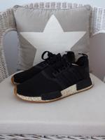 Adidas Sneaker Turnschuhe NMD R1 41 1/3 schwarz NP150 Altona - Hamburg Iserbrook Vorschau