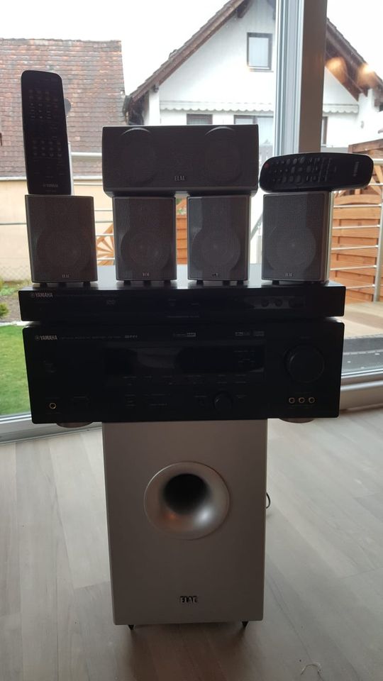 Home Cinema -Yamaha Dolby Surround 5.1 Anlage mit Elac Boxen in Muggensturm