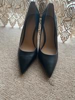 Schuhe Guess Hessen - Bad Vilbel Vorschau