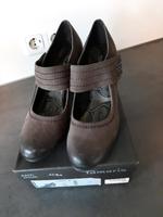 Damen Leder Pumps von Tamaris (neu) Hessen - Bischofsheim Vorschau