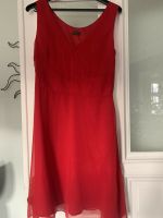 S Oliver Selection wunderschönes Kleid in rot gr 40 wie neu Friedrichshain-Kreuzberg - Kreuzberg Vorschau