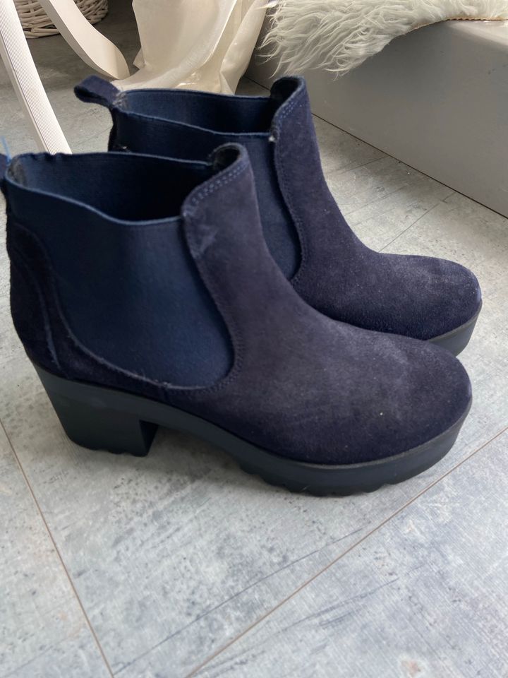 Edle Stiefeletten dunkelblau Wildleder Gr. 41 ALBA MODA wie NEU in Oberursel (Taunus)